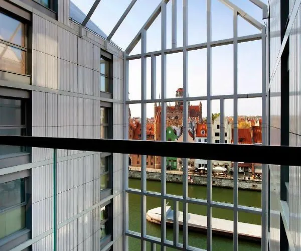 Elite Granaria The View *