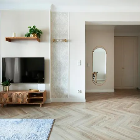 Elite Granaria The View