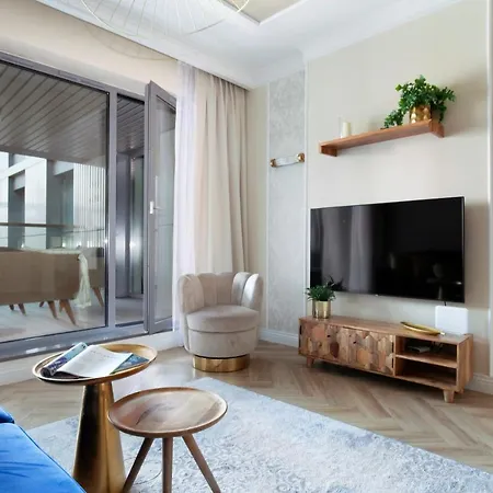 Elite Granaria The View *