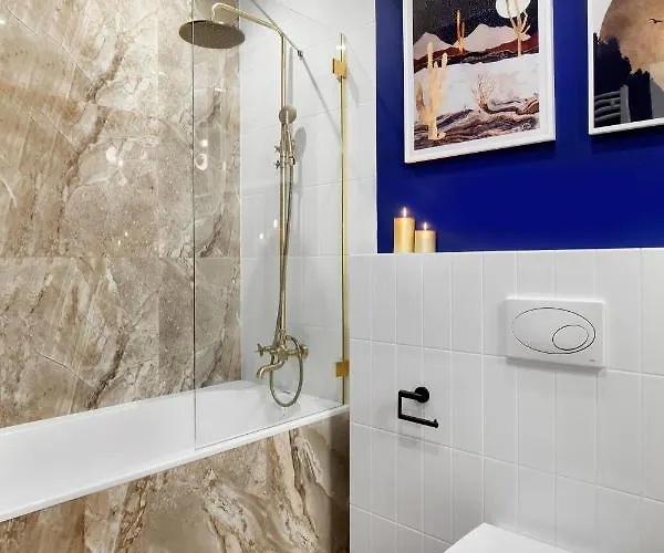 Elite Granaria The View *