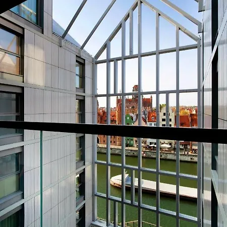 Elite Granaria The View *